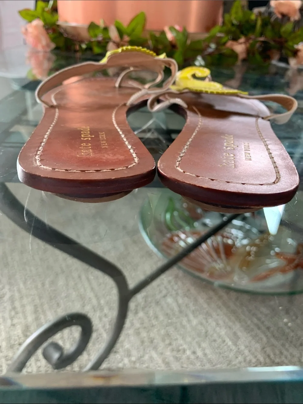 Kate Spade New York Vntg Yellow Patent Seahorse flats 7.5